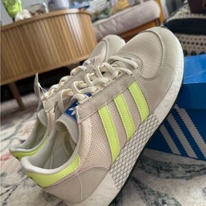 NWT Adidas Marathon Tech G27418 Men’s Shoe